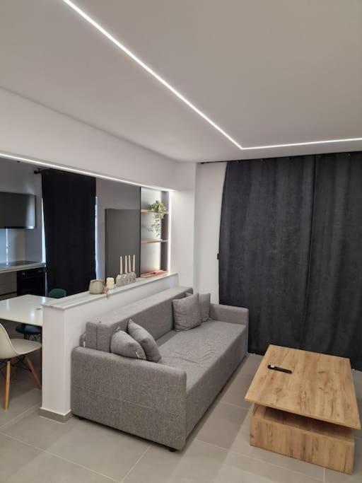 Patras Blue Sea And Sky Deluxe Apartment 外观 照片